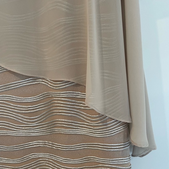 Frank Lyman Dress - Picture 5 of 5